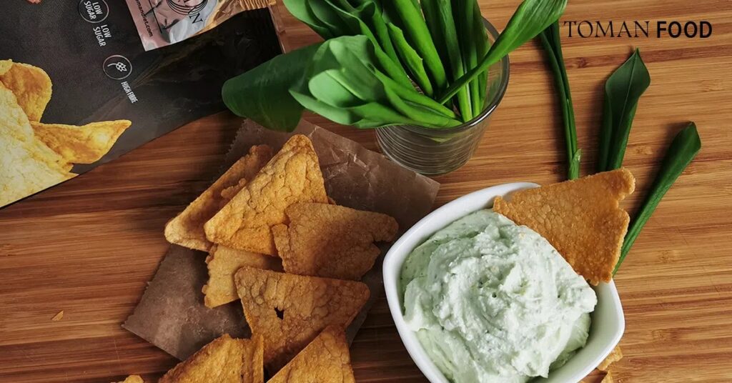 Medvehagymás túrókrém, Toman bacon ízű tortitosszal